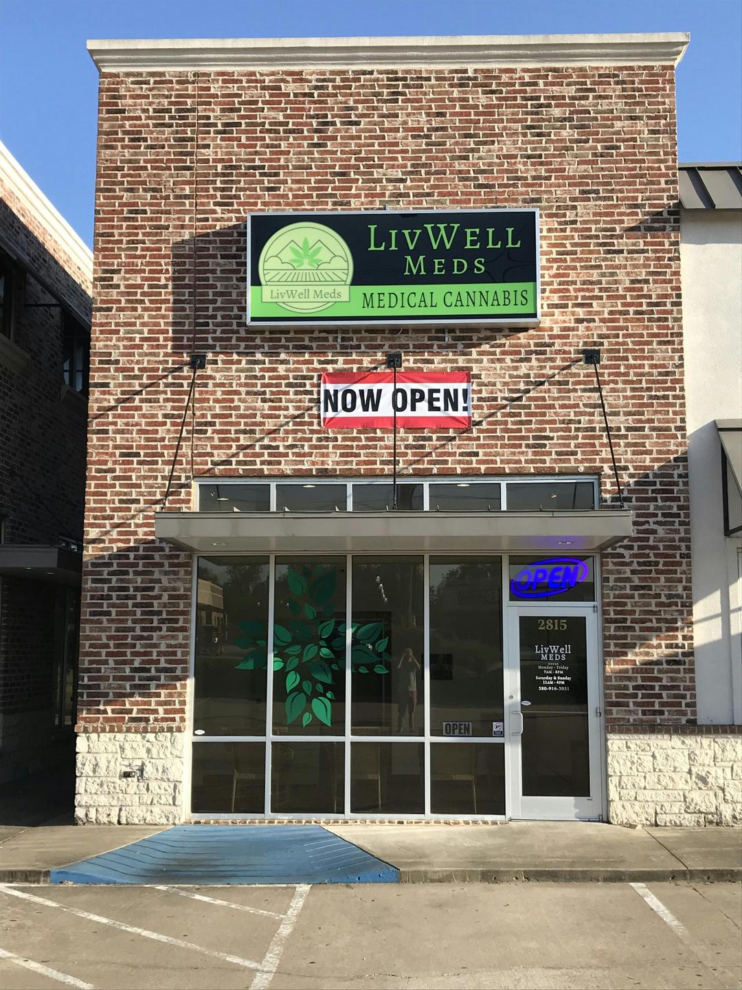 LivWell Meds logo
