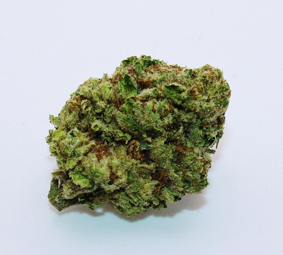 Jealousy 8th/3.5 Grams (32% THC, Hybrid)