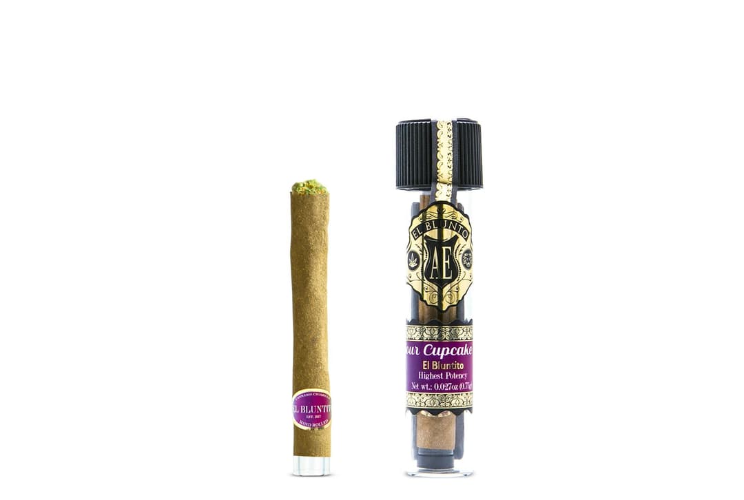 El Bluntito - Sour Cupcake #2 - .75G Cigarillo [Mini Blunt]