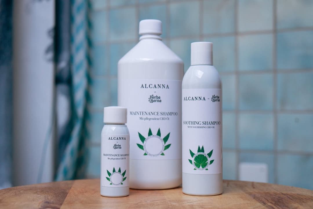 Nourishing Shampoo mit CBD 250ml