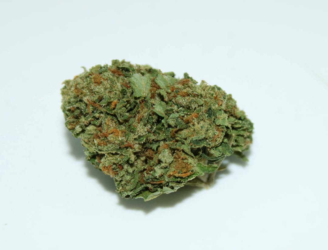 California Orange 8th/3.5Grams(26%THC,HYBRID)