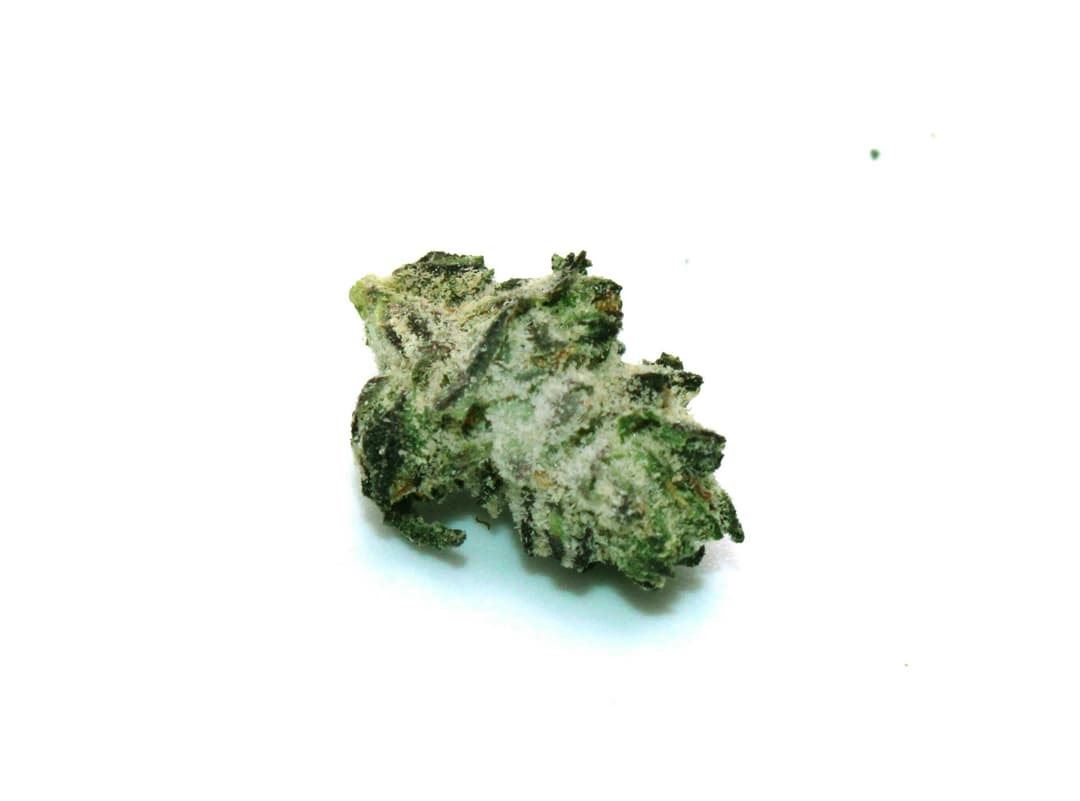 Lemon Cherry Gelato Smalls 8th/3.5Grams(26%THC,HYBRID)