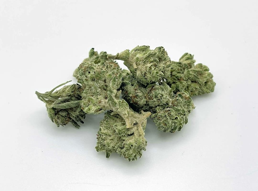 Oreoz Smalls 8th/3.5Grams(26%THC,HYBRID)