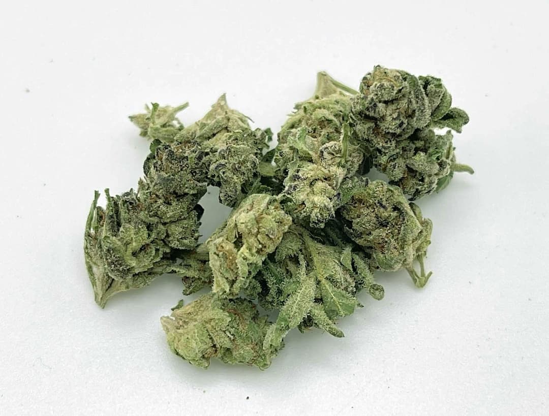 Dozizoz Smalls 8th/3.5Grams(25%THC,INDICA)