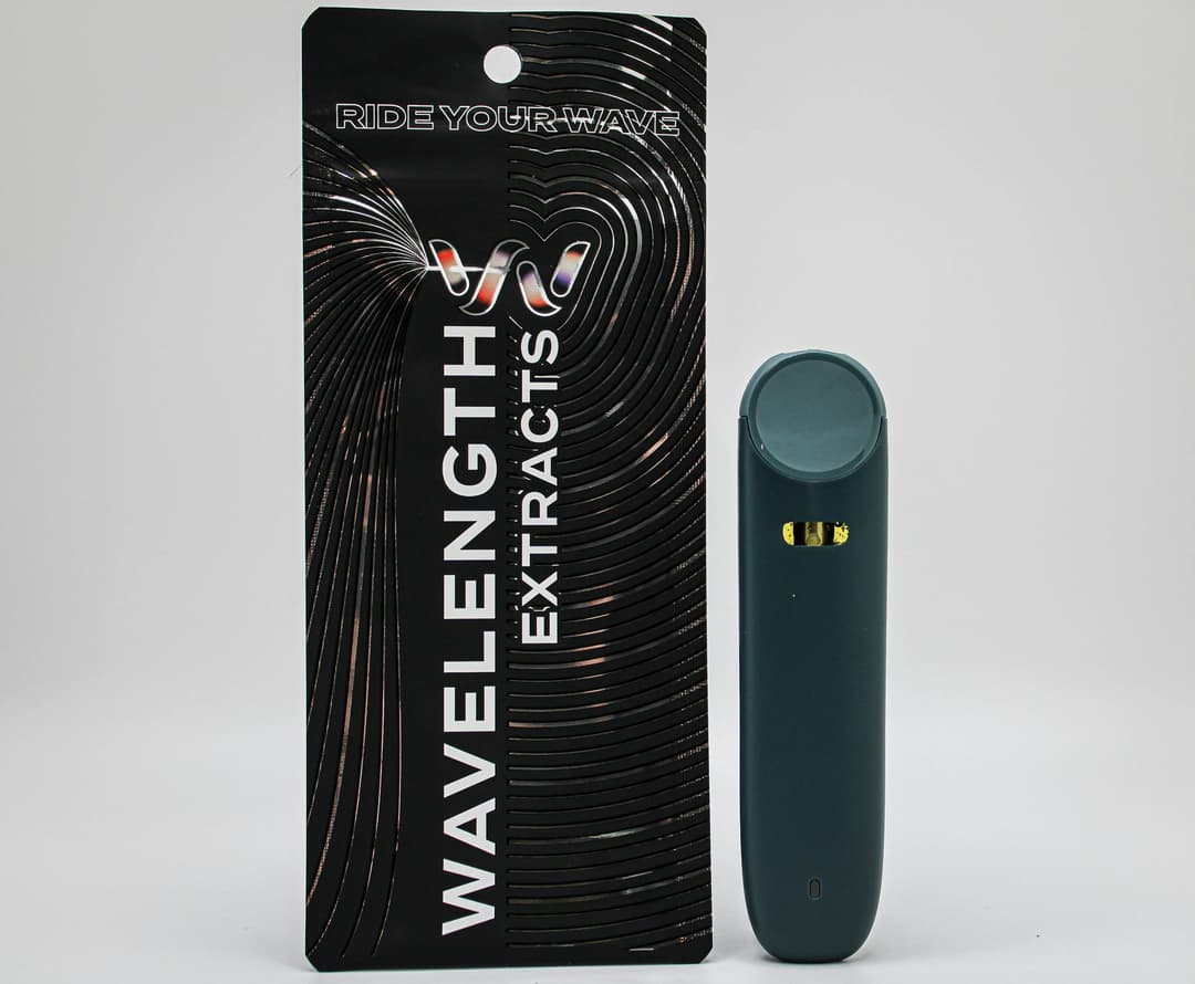 Wavelength: Amplitude Disposable 0.5g Purple Punch