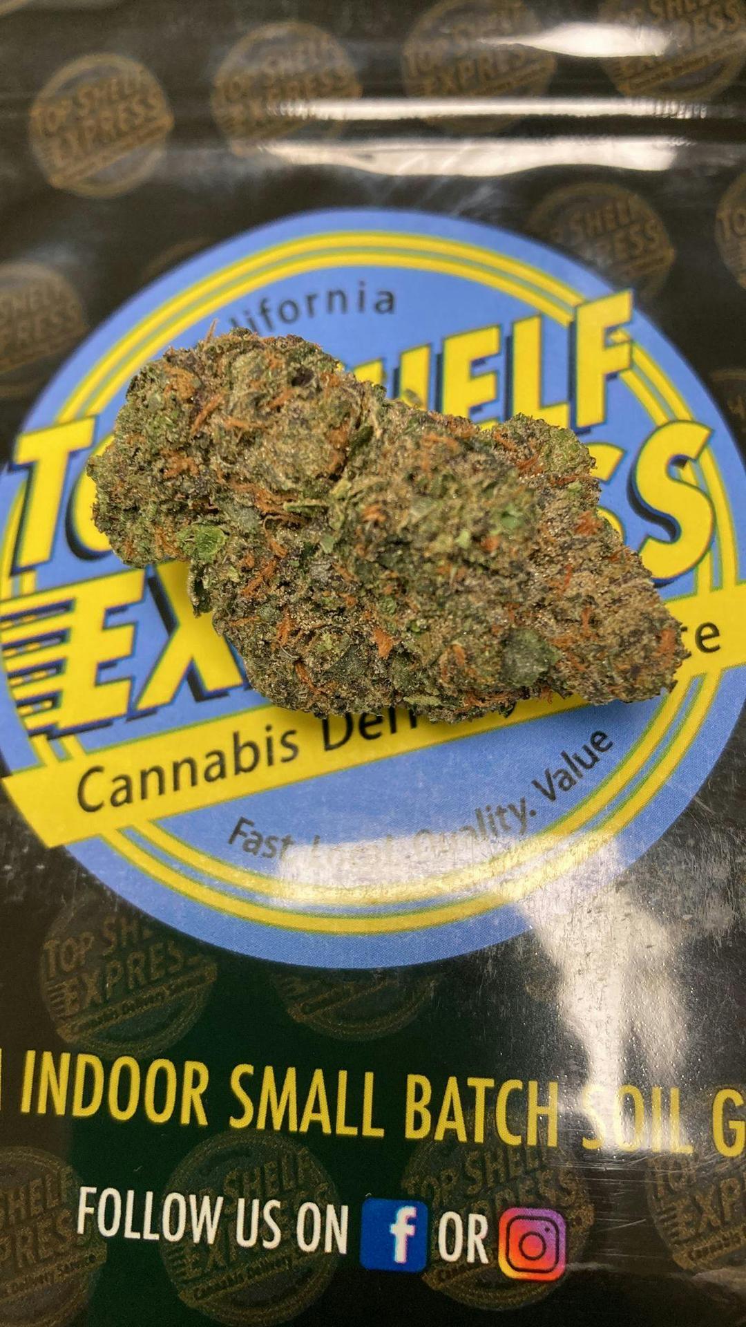 Cherry Taffy Budlets