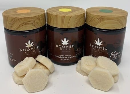 BOOMER KUSH GUMMIES - 220MG - Stawberry Banana