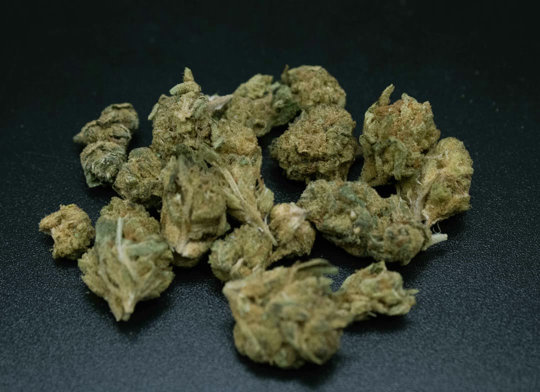 Dosilato Smalls 1/2Ounce/14 Grams(24%THC,INDICA)
