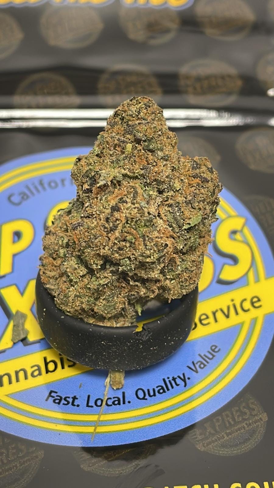 Milkshake Granade Budlets ( $25. an eighth)