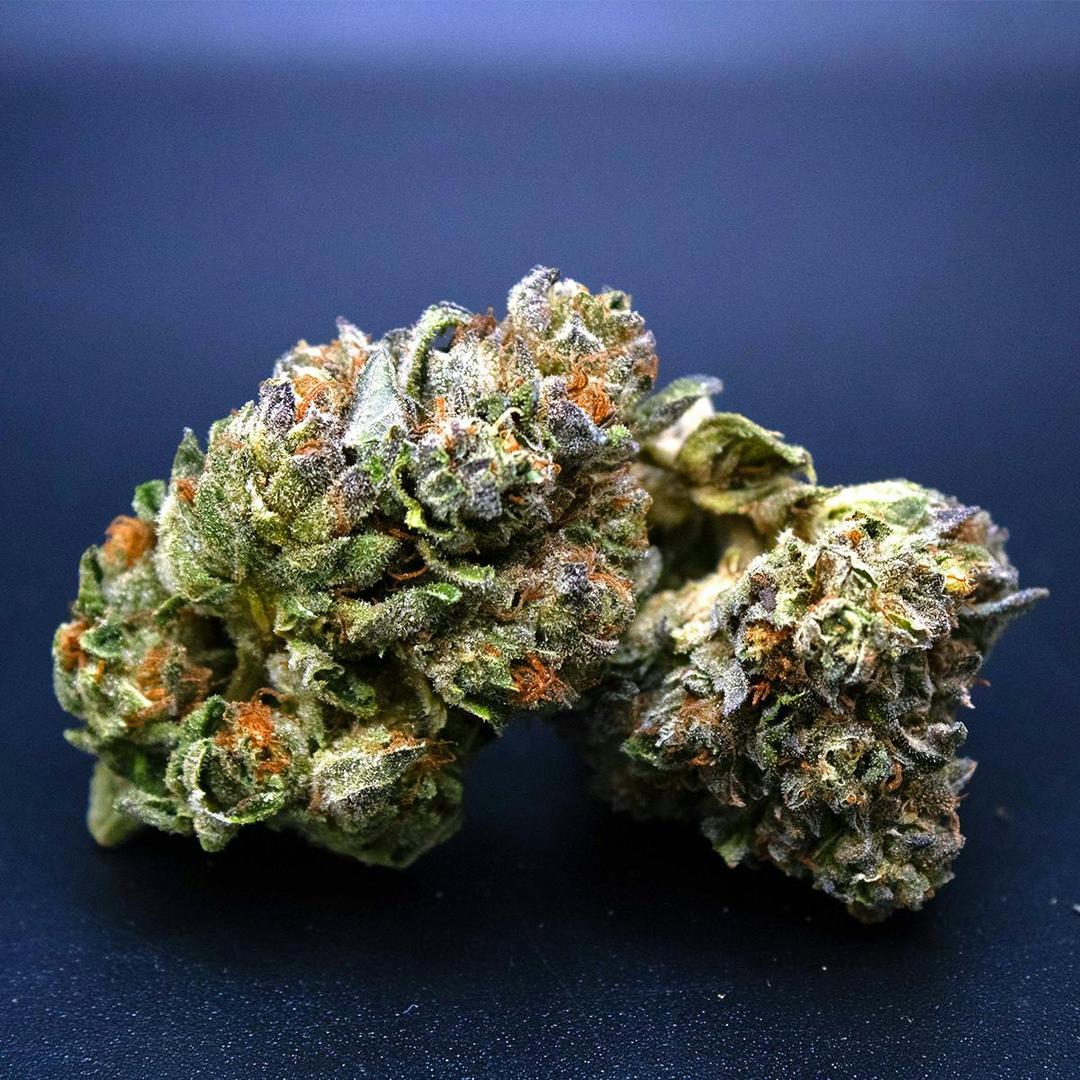 White Runtz Ounce/28.3Grams(28%THC,HYBRID)