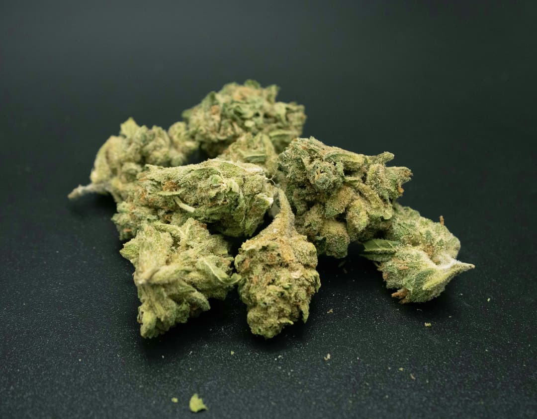 Berry Pie Smalls 8th/3.5Grams(28%THC,SATIVA)