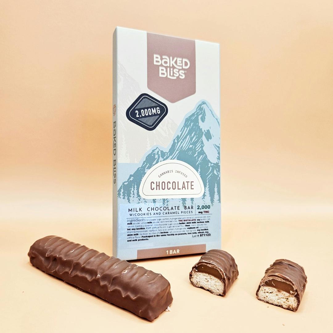 Baked Bliss 2000mg Chocolate Bar W/Cookies & Caramel Pieces