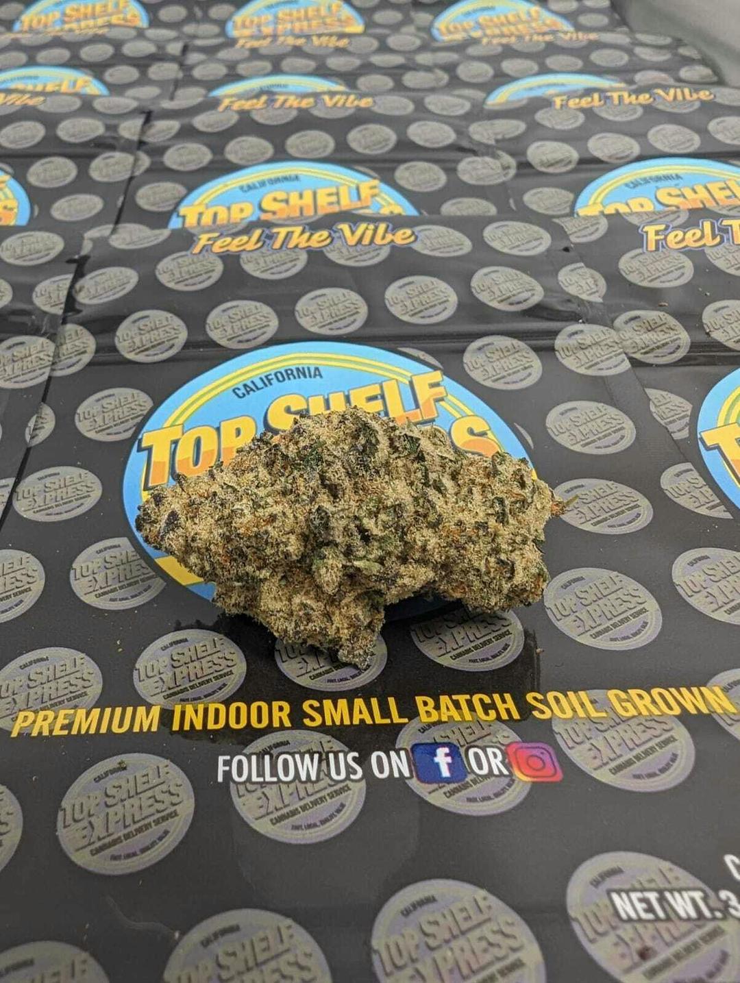 Oreoz Cake ***BLOW OUT SALE $25 AN EIGHTH ***