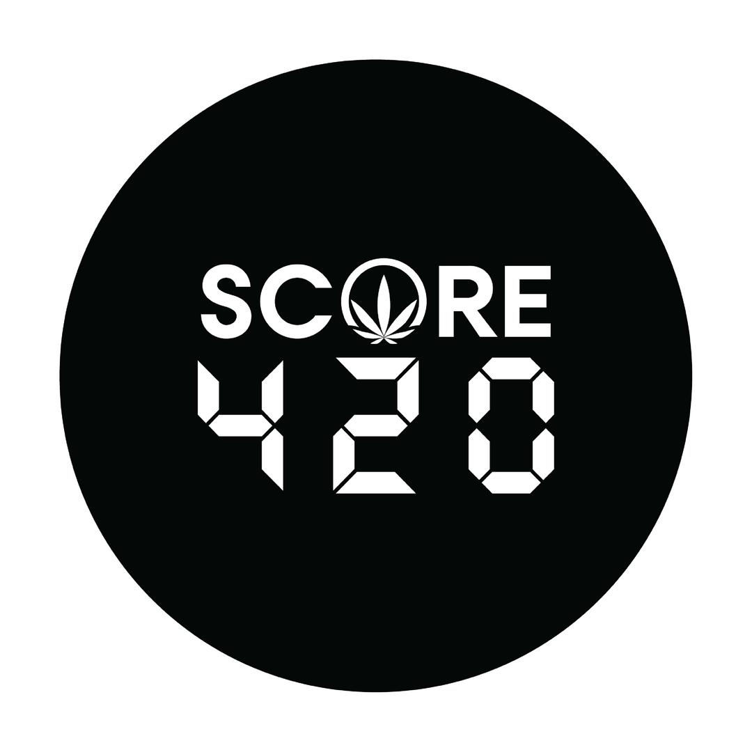 Score 420 Clovis logo
