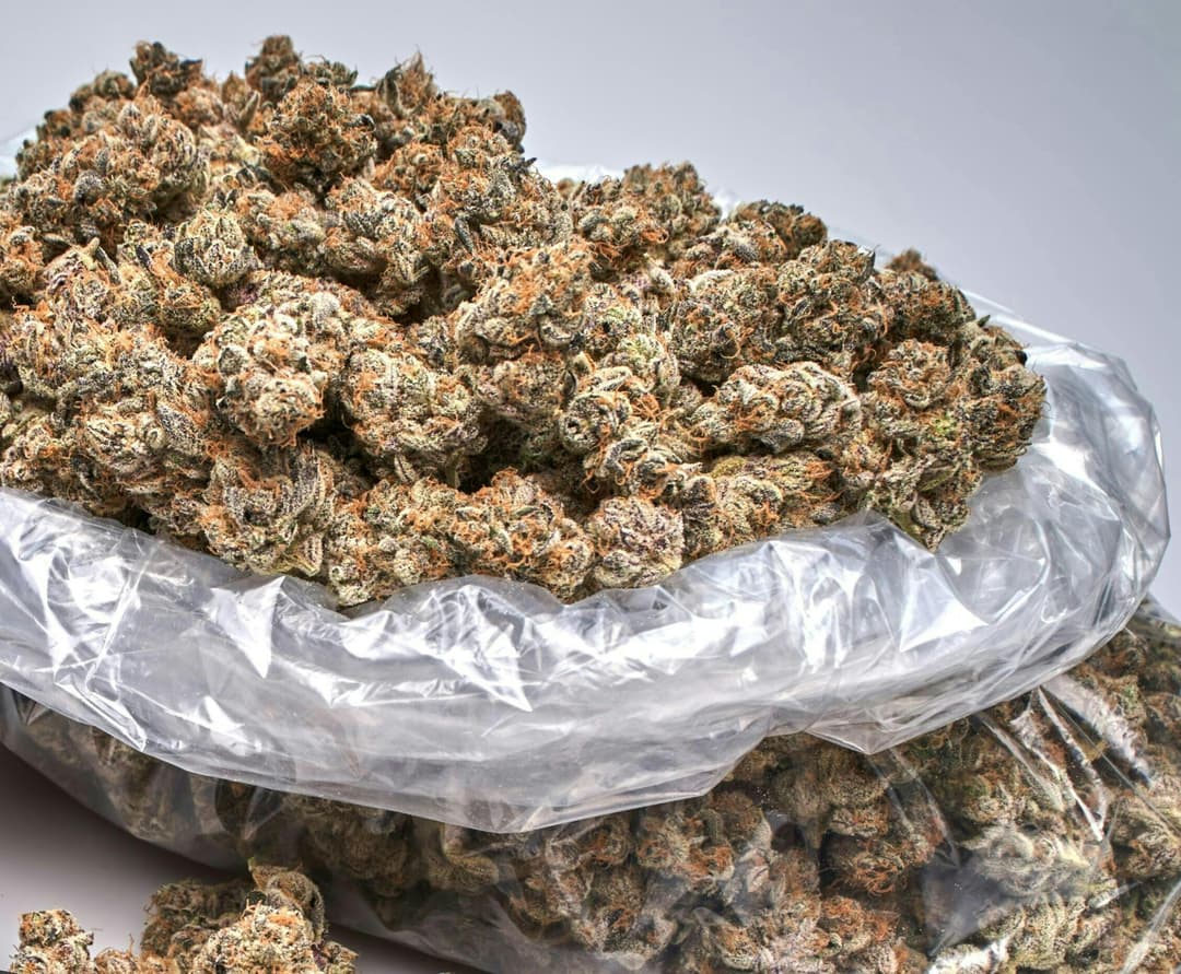 Rotating "B" Buds