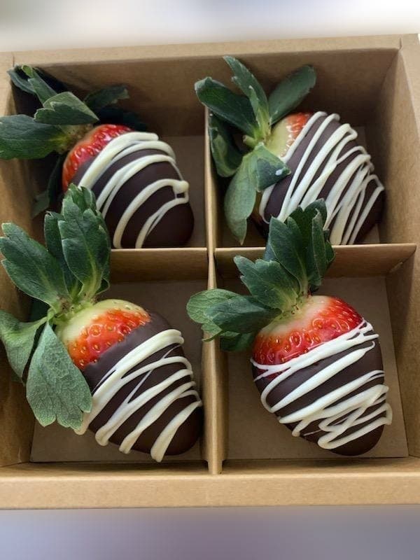 200mg Chocolate Covered Strawberries